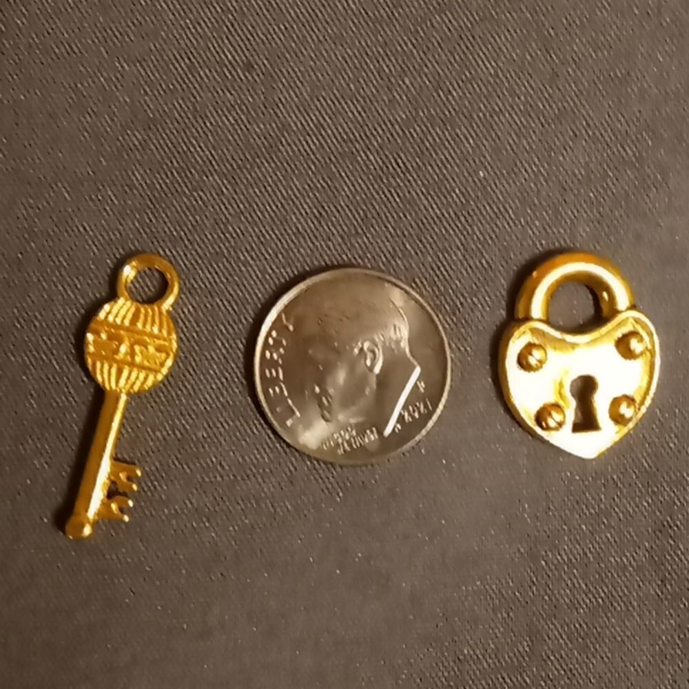 Gold Lock and key charm